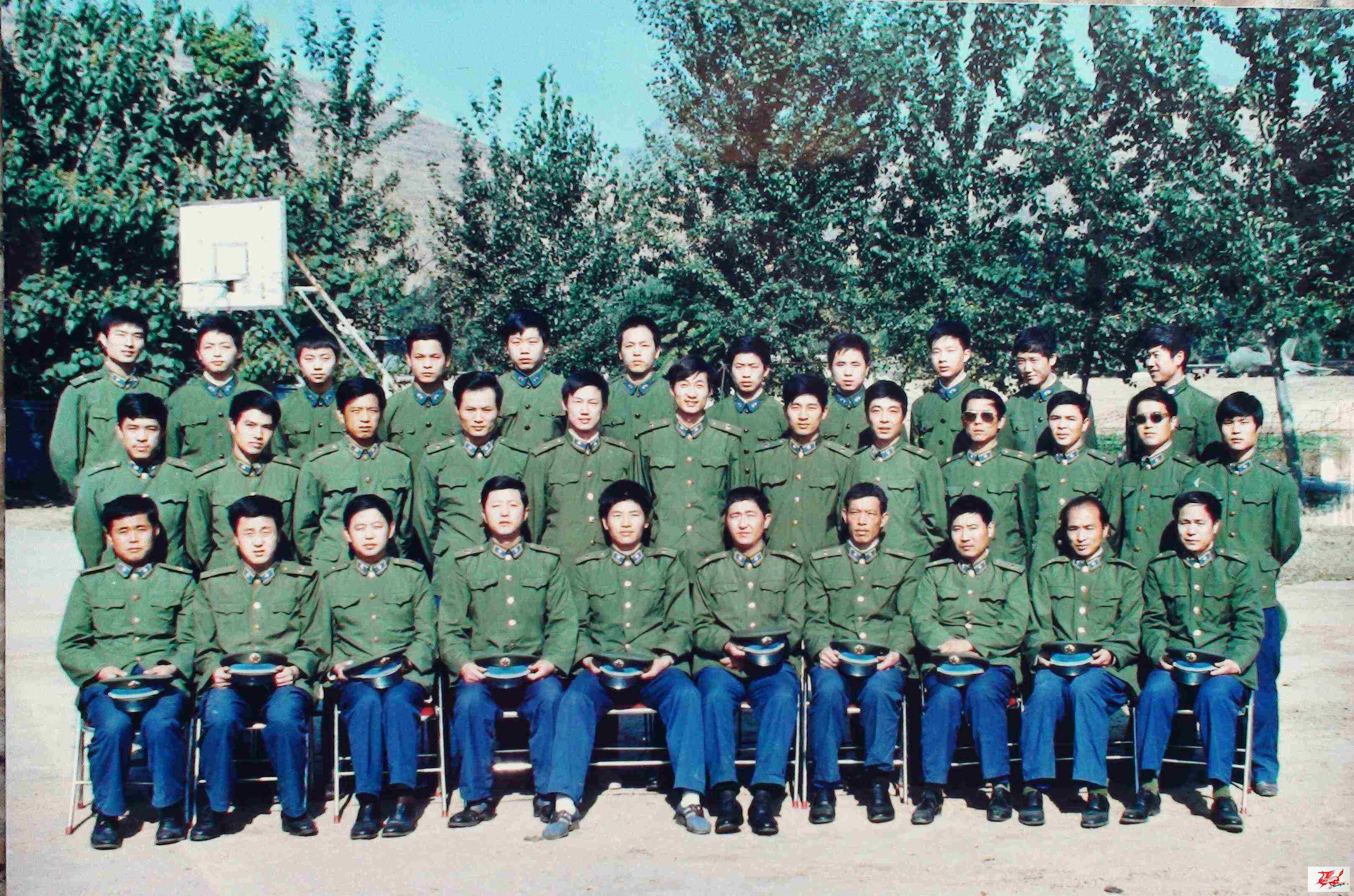 17师机务教导队全体教员合影